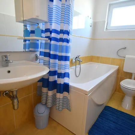 Hana Apartment