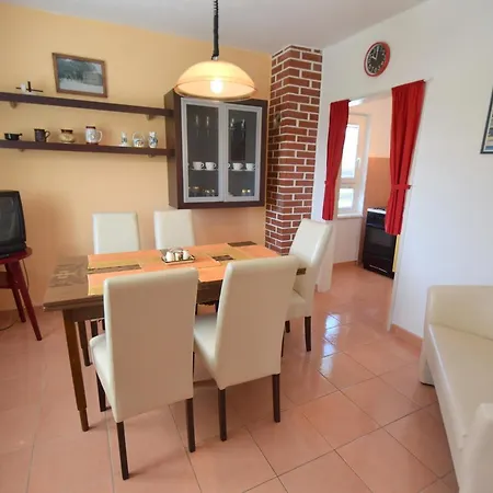 Apartment Hana Krk Town